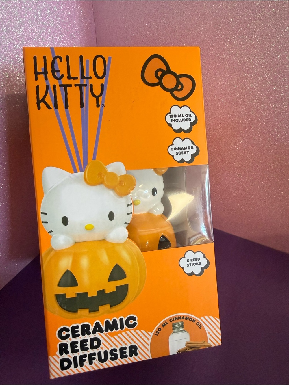 Hello Kitty Halloween Ceramic Reed Diffuser - Picture 3 of 3
